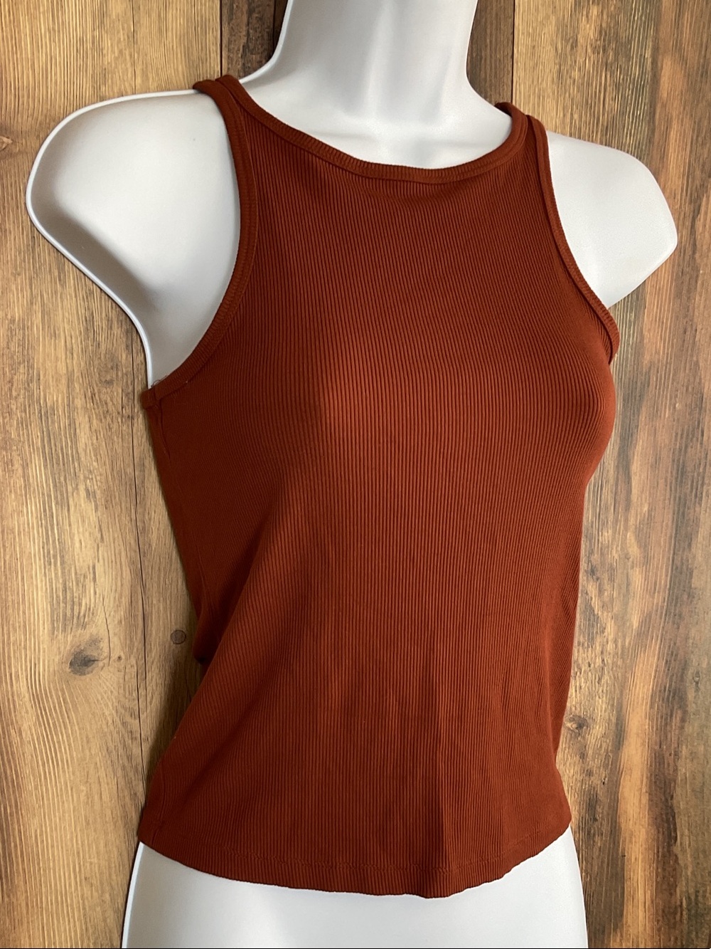 Lou & Grey Sleeveless Fitted Ribbed Tank S 383B